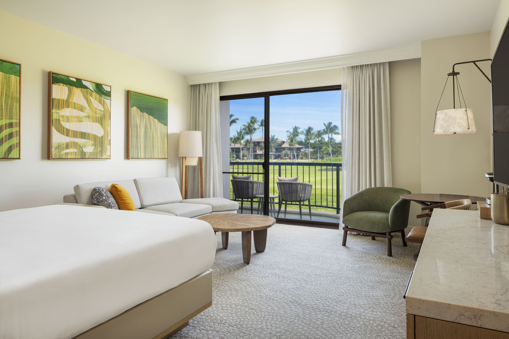 2025-Hilton-Waikoloa-Village-Palace-Tower-Grand-Rooms-Suites-0033.jpg